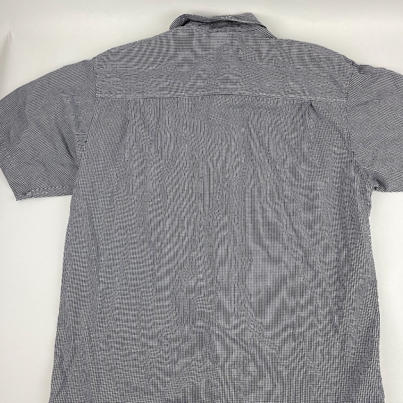 Izod Button Up Shirt Mens Medium Black White Plaid - Picture 8 of 8